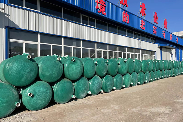 購(gòu)買玻璃鋼化糞池時(shí)要關(guān)注廠家哪幾點(diǎn) 購(gòu)買玻璃鋼化糞池時(shí)要關(guān)注廠家哪幾點(diǎn)